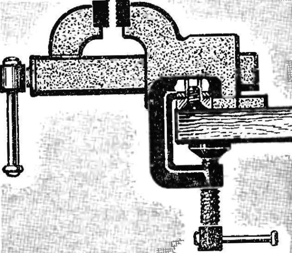 Слесарные струбцина на верстак