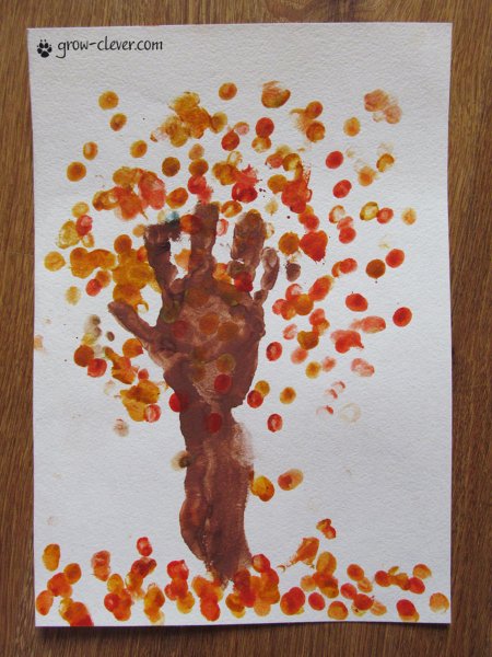 Рисование ладошками дерево