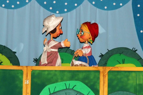 Ульгэр кукольный театр красная шапочка