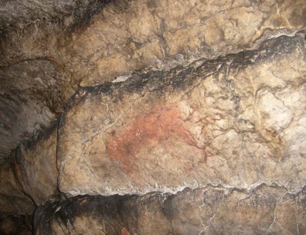 Капова пещера петроглифы