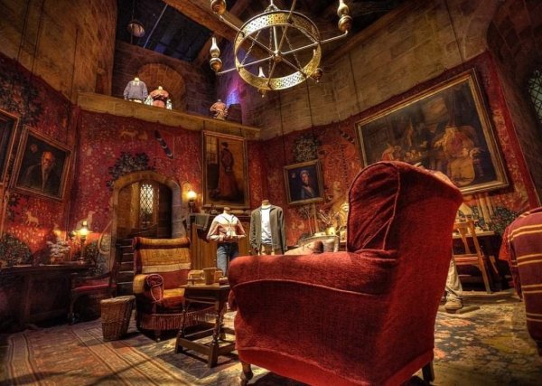 Гарри Поттер комната Гриффиндора