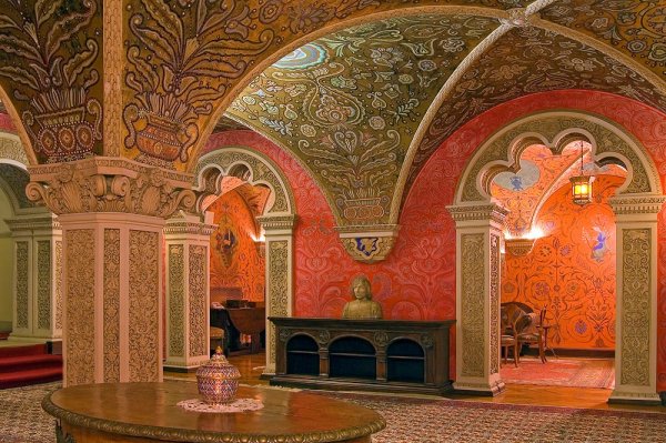 Королевский Тронный зал аниме