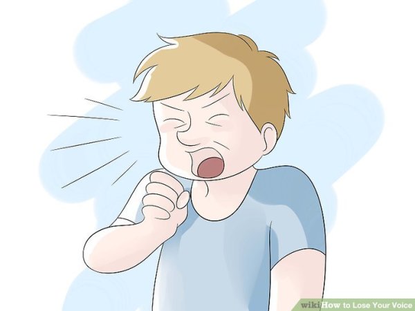 Мальчик чихает