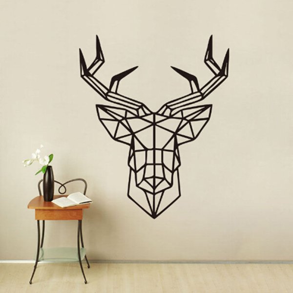Геометрическая голова оленя