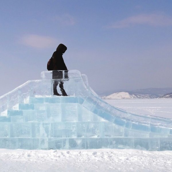 Катание с горки вектор