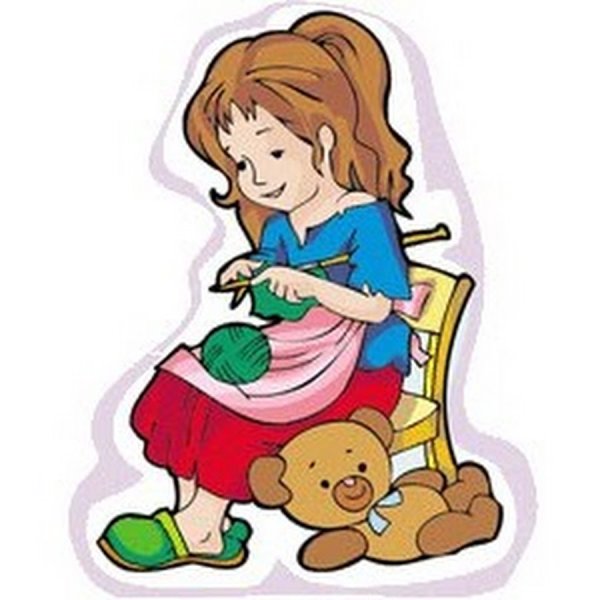 Мама вяжет с ребенком