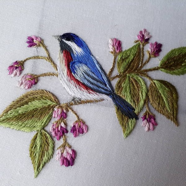 Художественная вышивка гладью