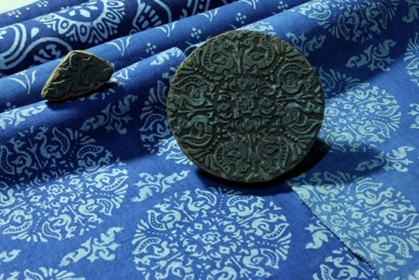 Кубовая набойка ткани история