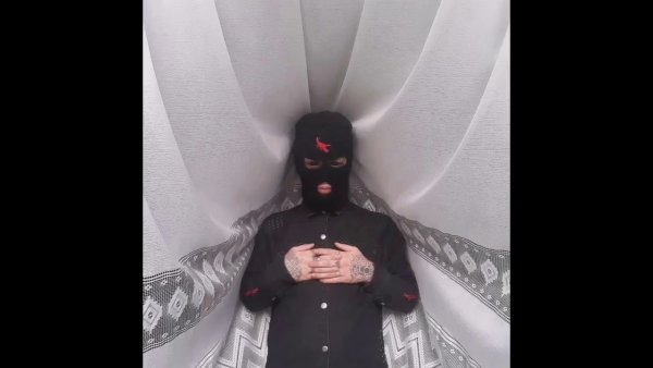 11 11 Кишлак музыкант