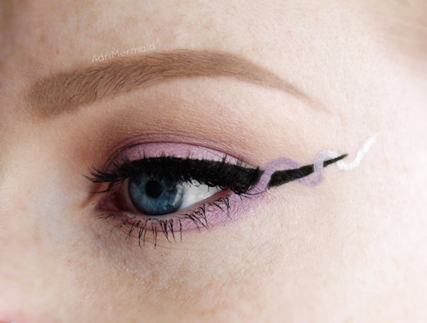 Стрелки жидкой подводкой