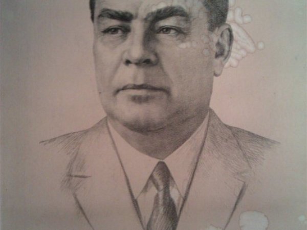 Брежнев карандашом