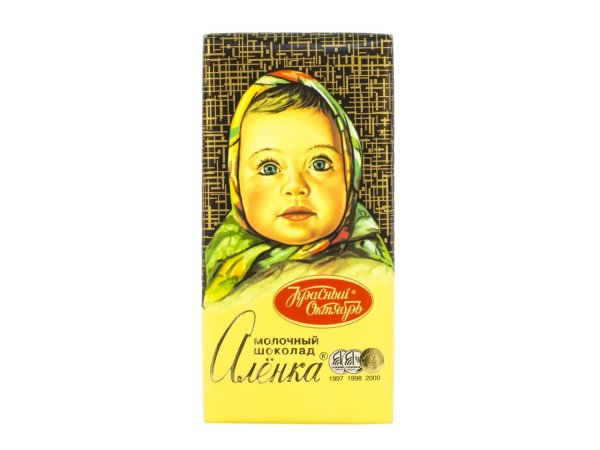 Аленка в платочке