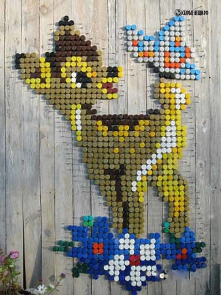 Панно из бутылочных крышек