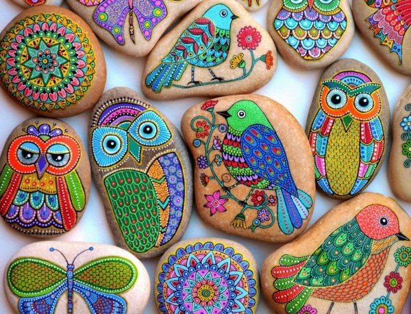 Рисование на гальке акрилом