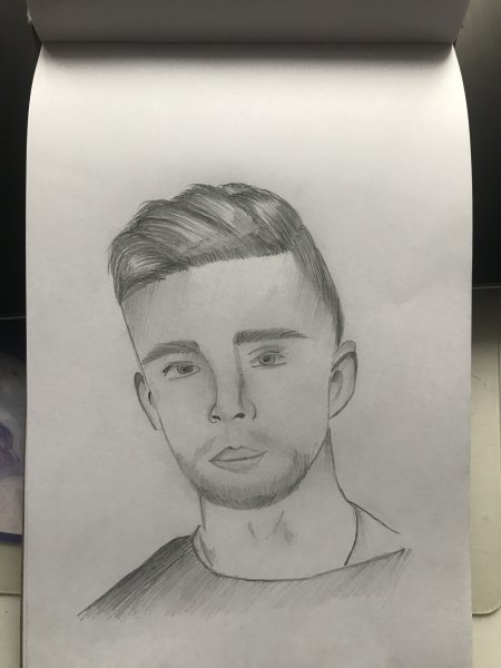 Егор Крид портрет карандашом