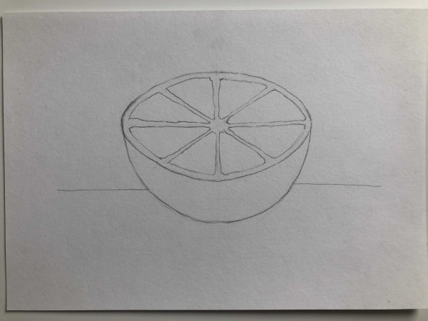Долька апельсина карандашом