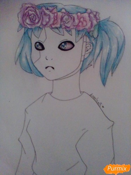 Салли Фишер карандашом