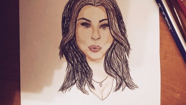 Юля гаврилина портрет рисунок