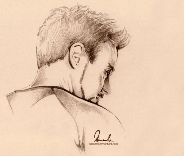 Тони Старк для наброска