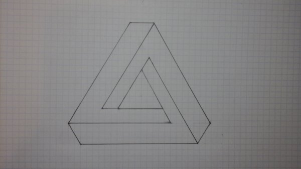 Невозможный треугольник по клеточкам