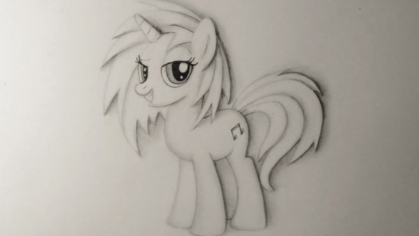 Рисование пони карандашом