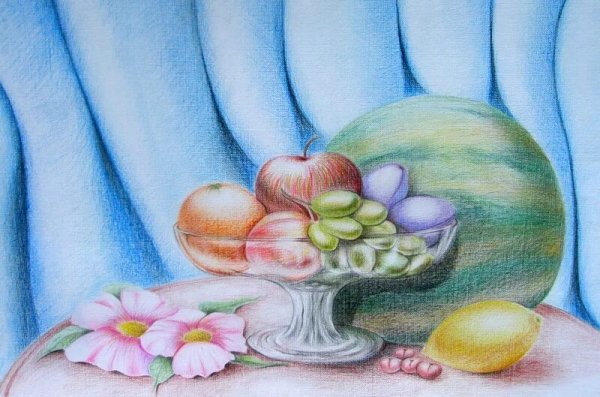 Натюрморт цветными карандашами