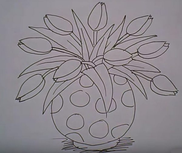 Рисунок вазы с цветами