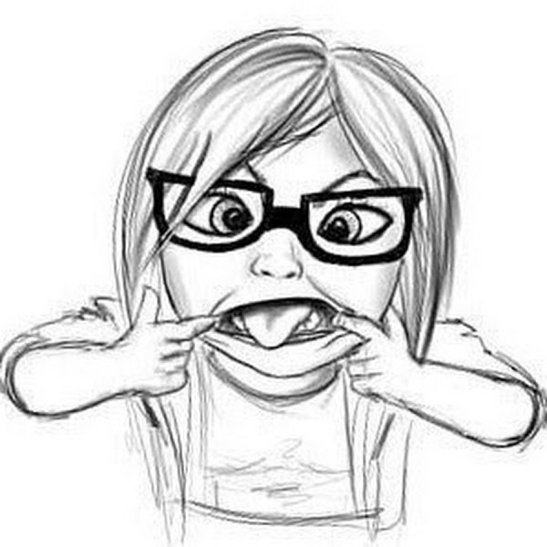 Девочка в очках рисунок смешной