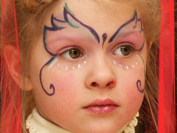 Простой аквагрим карандашами