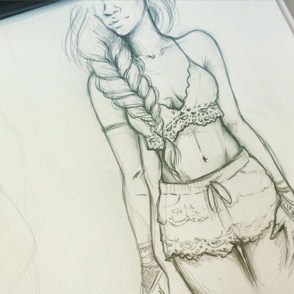Рисунки карандашом девушки в белье