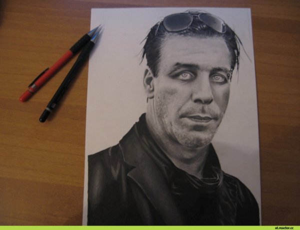 Тилль Линдеманн тату