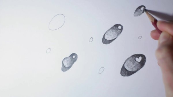 Капля нарисованная карандашом