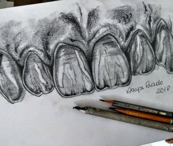 Материалы для рисования карандашом