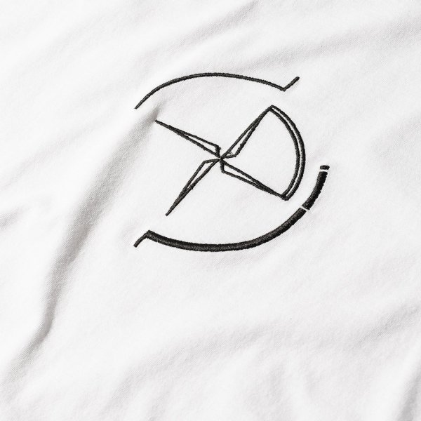 Тату стон Исланд