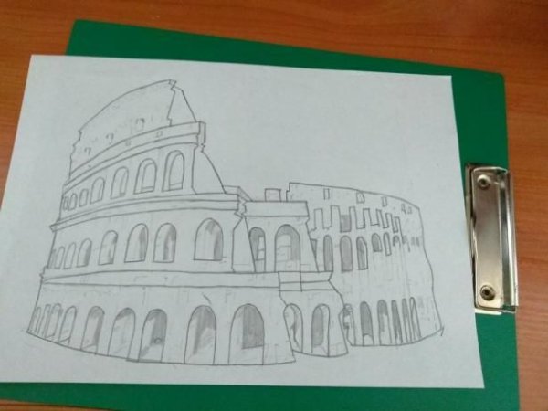 Нарисовать Колизей карандашом