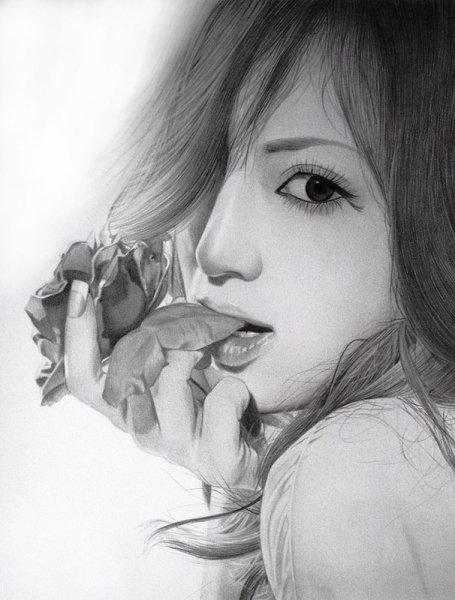 Девушка карандашом