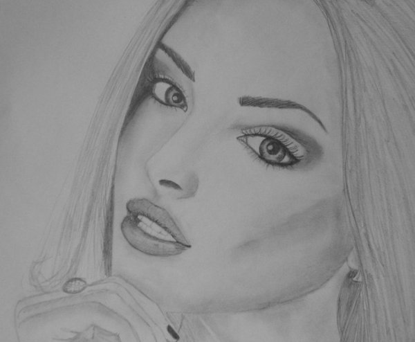 Красивая девушка рисунок карандашом легко