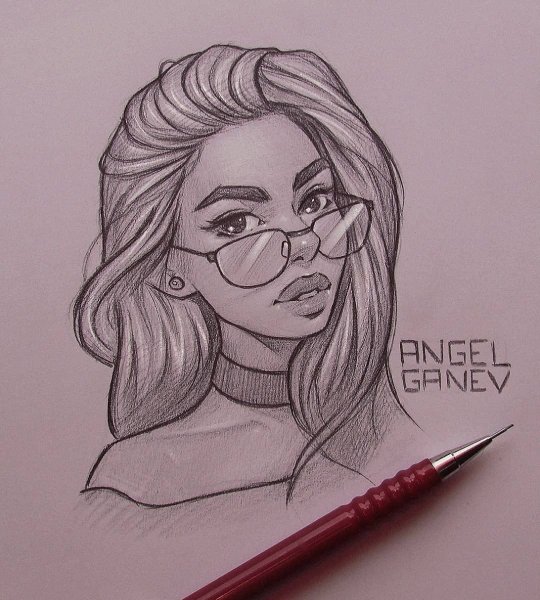 Девушки карандашом в скетчбуке