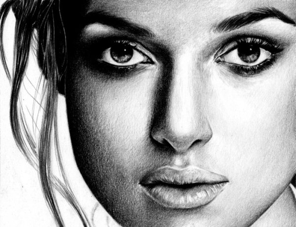 Портрет девушки с каре карандашом