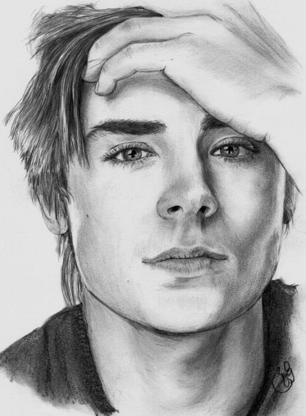 Зак Эфрон портрет