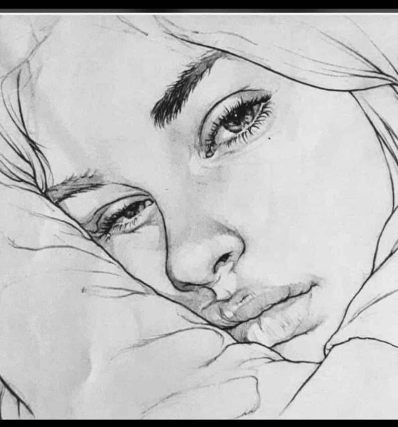 Рисунок девушки карандашом