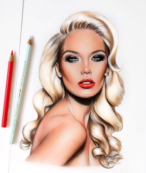 Нарисованная блондинка