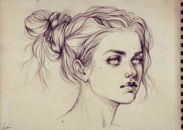 Рисунок девушки карандашом