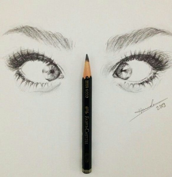 Реалистичный глаз карандашом