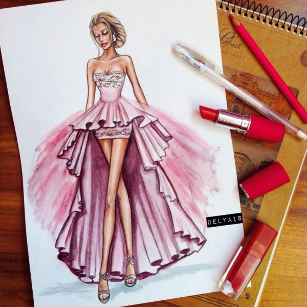 Наброски платьев