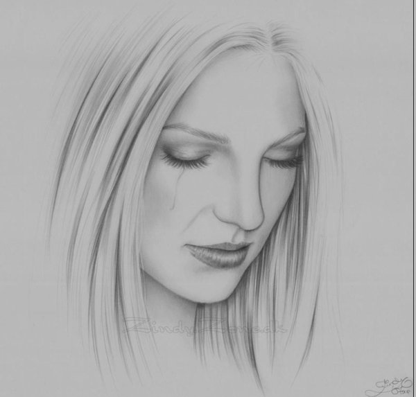 Облик девушки карандашом