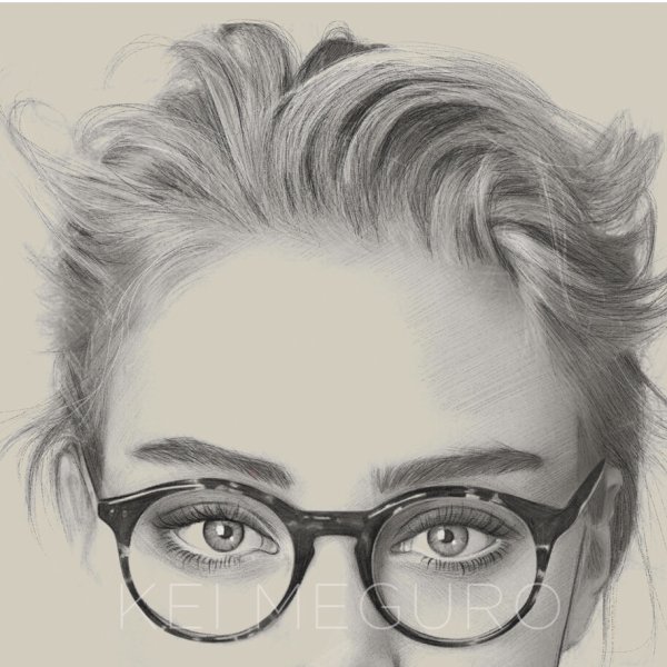 Нарисованная девушка в очках карандашом
