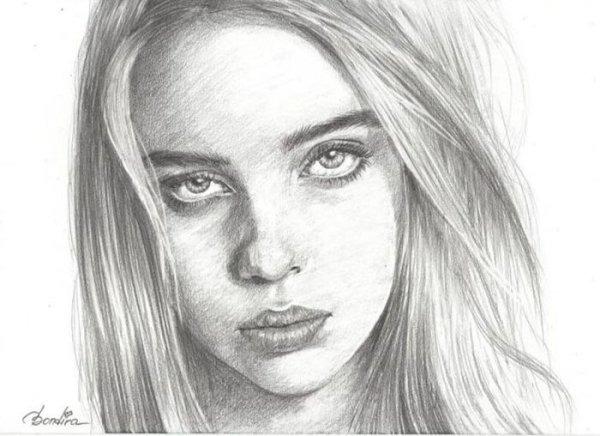 Зарисовка лица девушки