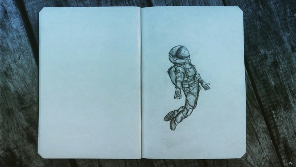 Инопланетянин в скетчбук