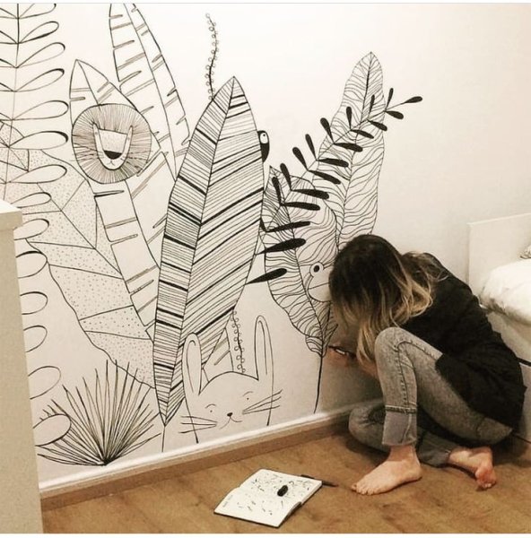 Креативная роспись стен